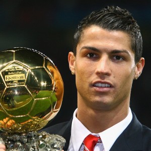 kaiyun官方-决胜时刻，从电竞战场到绿茵场的领袖之力，双战场决胜时刻，领袖之力的跨界共鸣